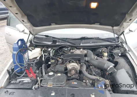 2004 Lincoln Town Car Signature из США, поврежденный, VIN 1LNHM81W34Y603990